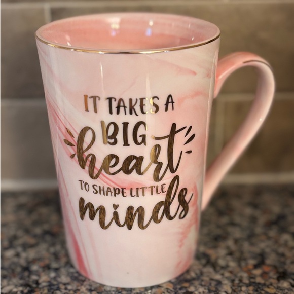 🆕 Teacher Survival Kit - Picture 4 of 10